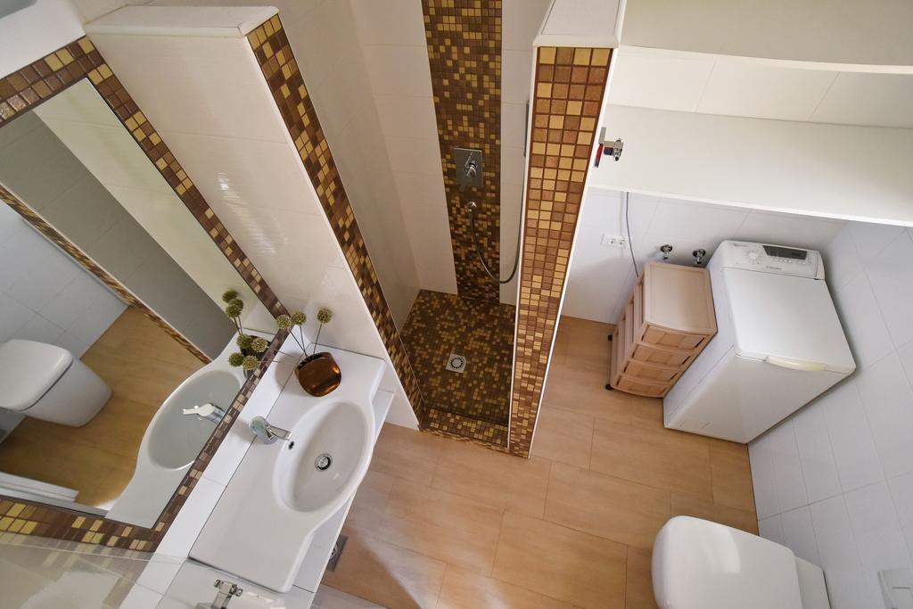 Apartment And Rooms Hisa Sonca Kobarid Habitación foto